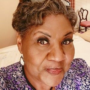 Meet your Posher, Beverly